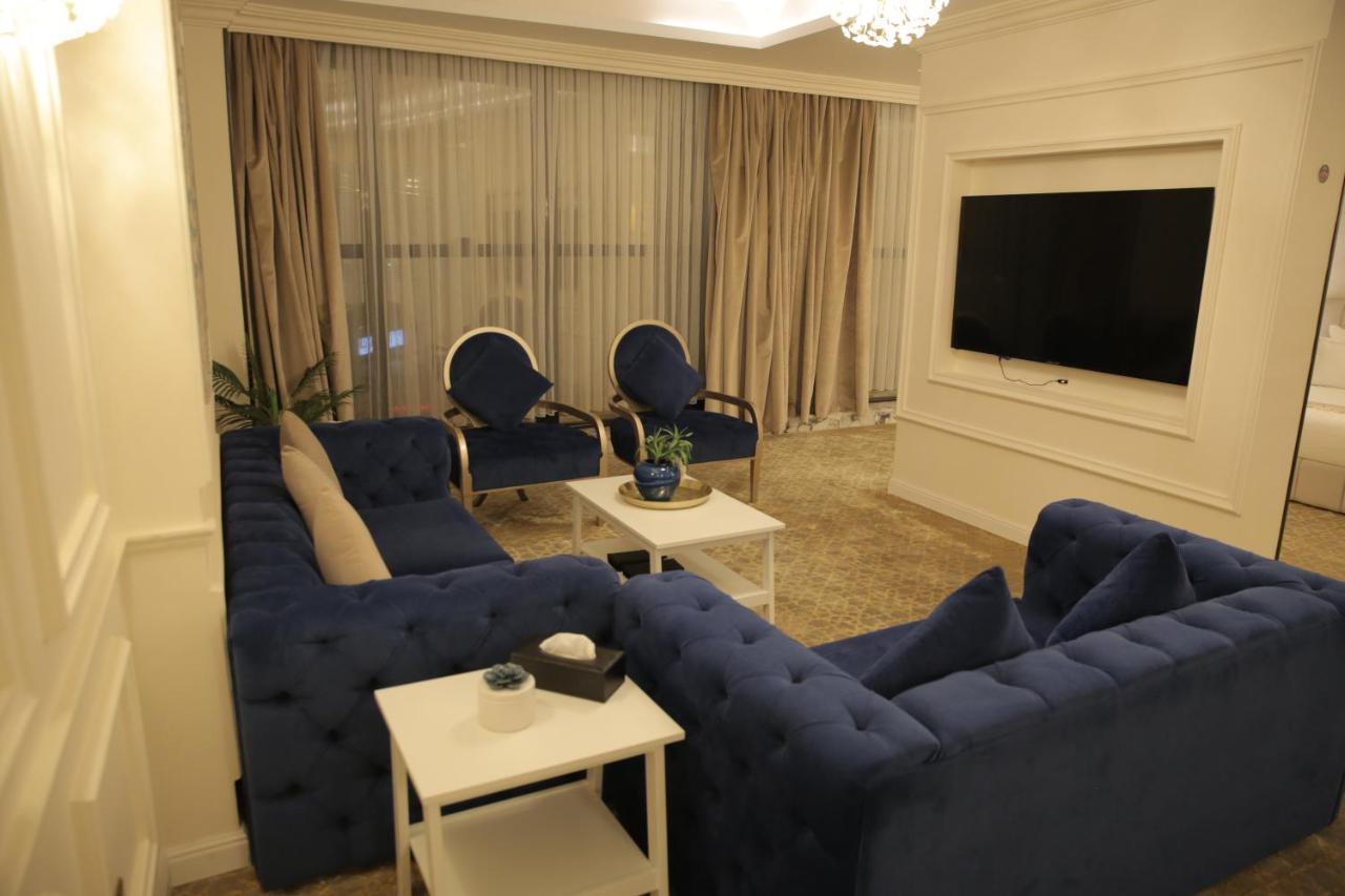 Broad Almkan Apart Hotel 塔伊夫 外观 照片