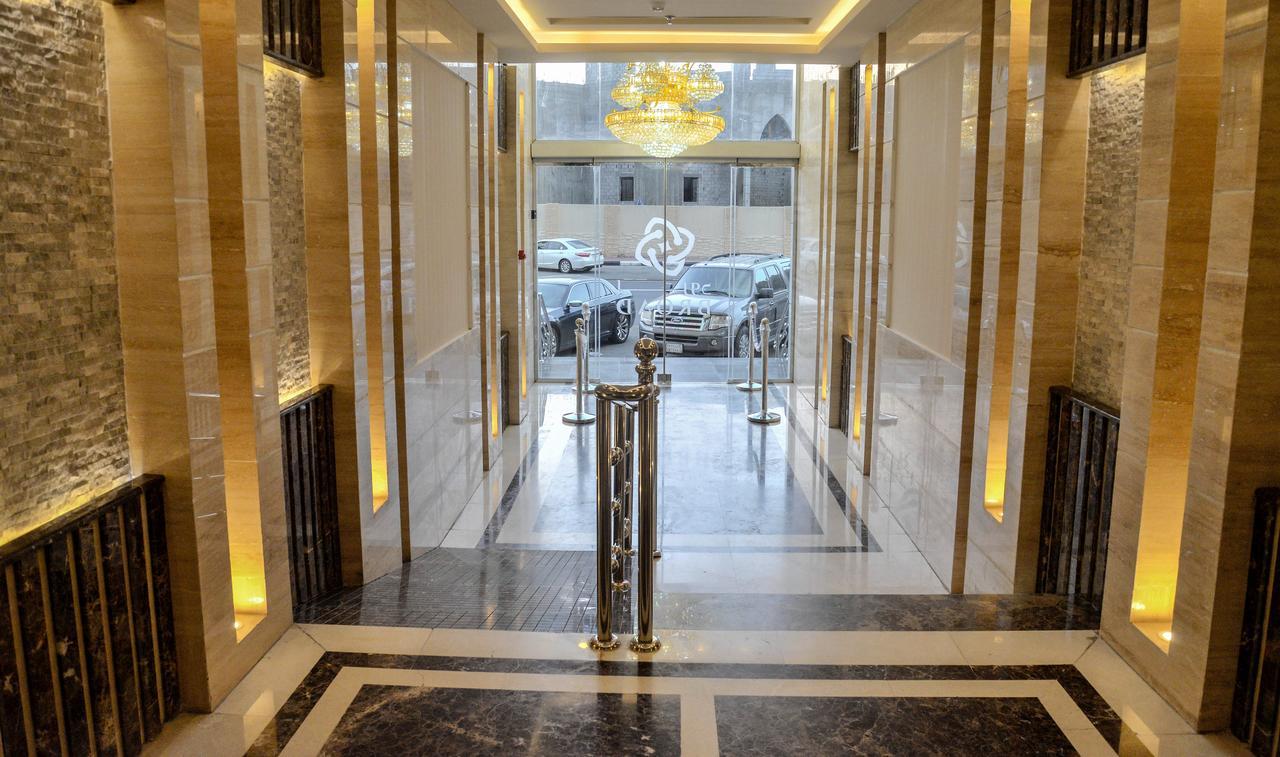 Broad Almkan Apart Hotel 塔伊夫 外观 照片