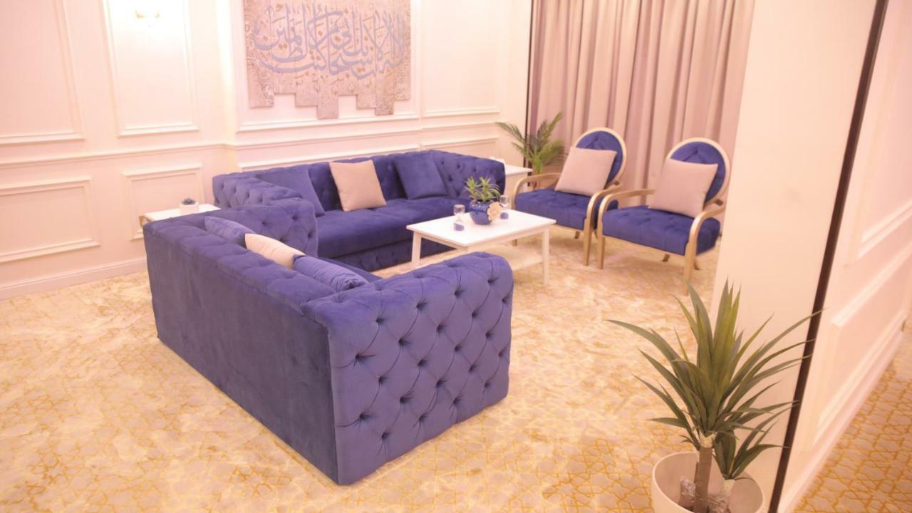Broad Almkan Apart Hotel 塔伊夫 外观 照片